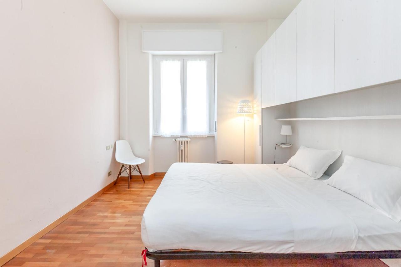 Pensión Double In The Center - 20 Min Walk From Duomo *